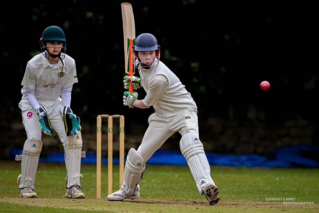 Best Cricket Bat Under £100 (CY10 discount code) [2023]